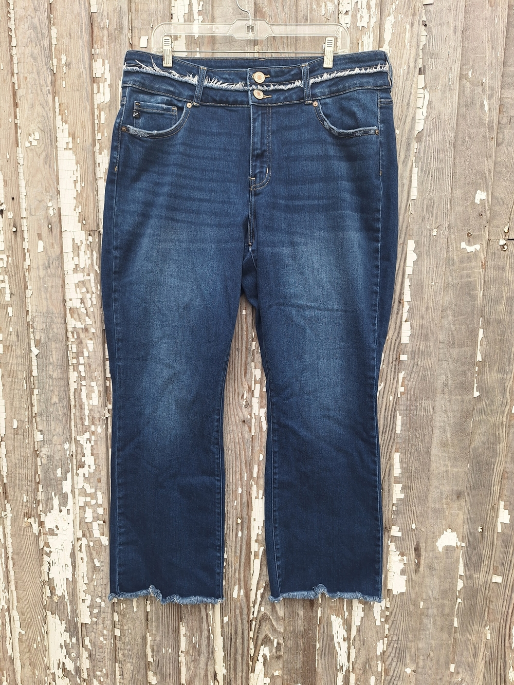 KanCan Indigo Frayed-Hem Cropped Ankle Jeans